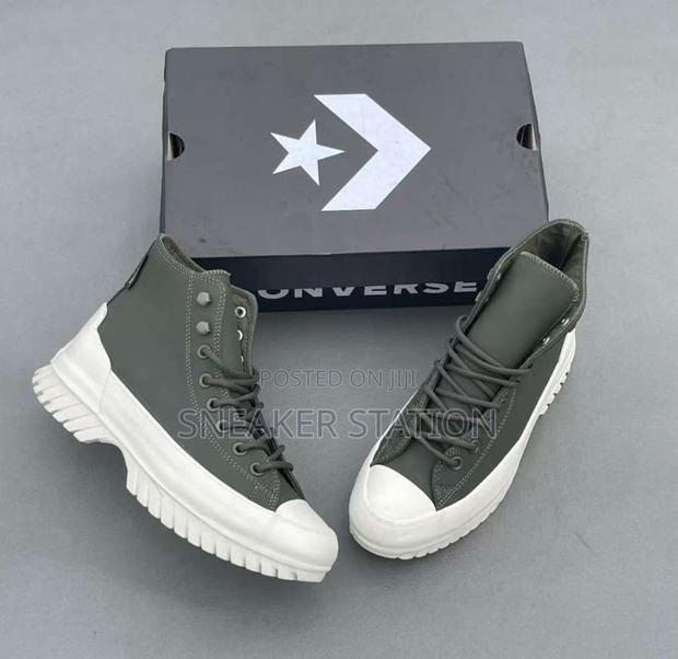 Converse All Star Lugged Sneakers · Photo 3