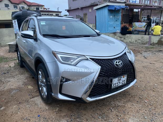 Toyota RAV4 2017 Silver
