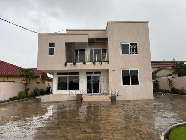 3bdrm Duplex in Dr Roko, East Legon for rent · Photo 1