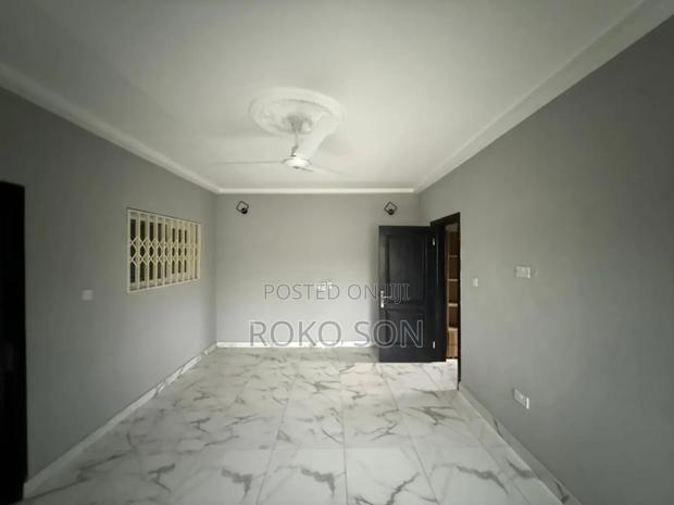 3bdrm Duplex in Dr Roko, East Legon for rent · Photo 4