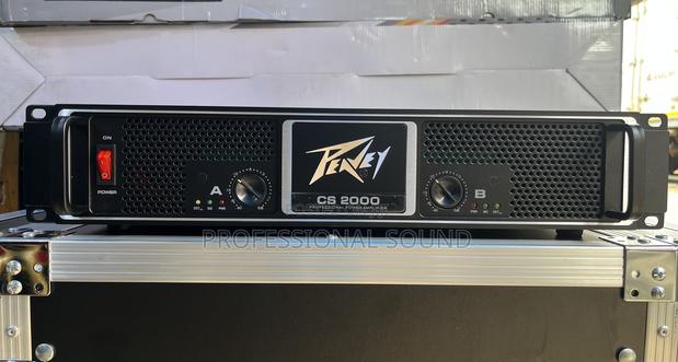 Peavey Amplifier Cs2000 · Photo 3