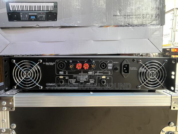 Peavey Amplifier Cs2000 · Photo 4