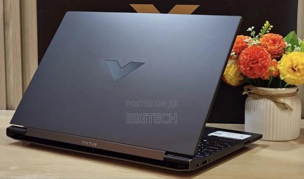 Laptop HP Victus 16 16GB Intel Core i7 SSD 512GB photo 2