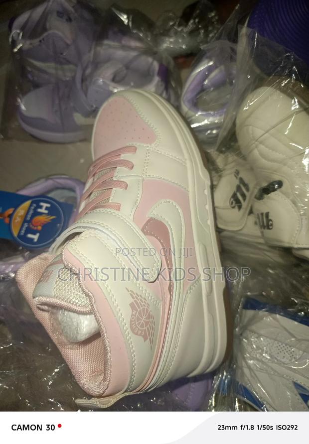 Hot Fashion Shoe photo 4