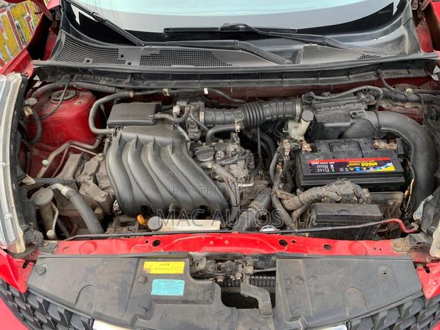 Nissan Juke NISMO 4dr Hatchback (1.6L 4cyl Turbo 6M) 2015 Red photo 7