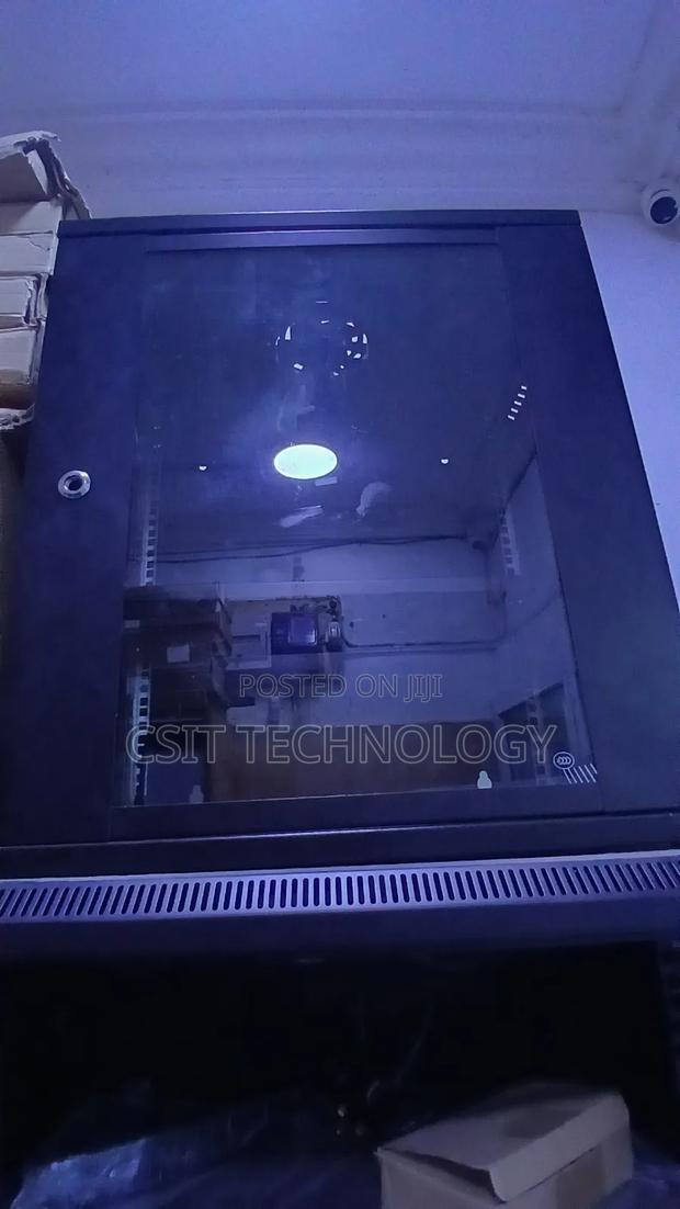 12 U Cabinets With Fan