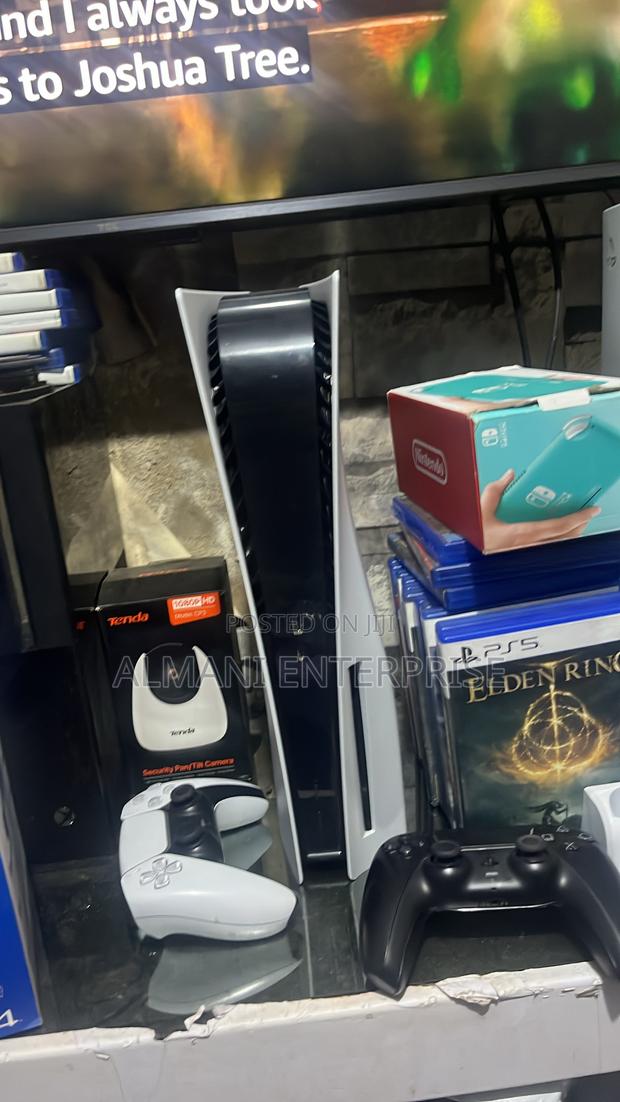 Ps5 Standard Console With Fc26 Online in Box