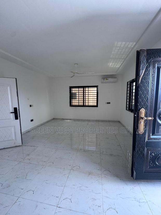 5bdrm Duplex in Tantra Hills for rent photo 8