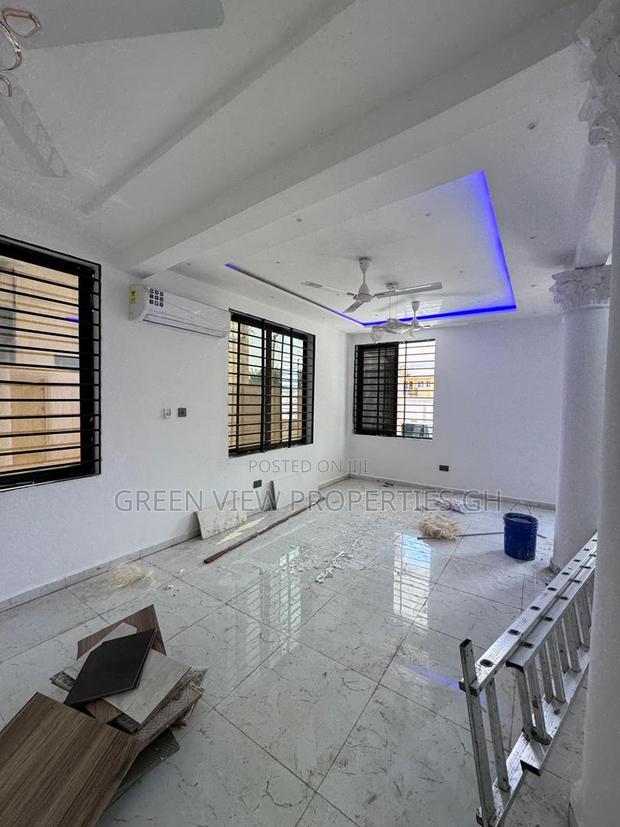 5bdrm Duplex in Tantra Hills for rent photo 9