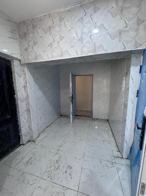 5bdrm Duplex in Tantra Hills for rent photo 10