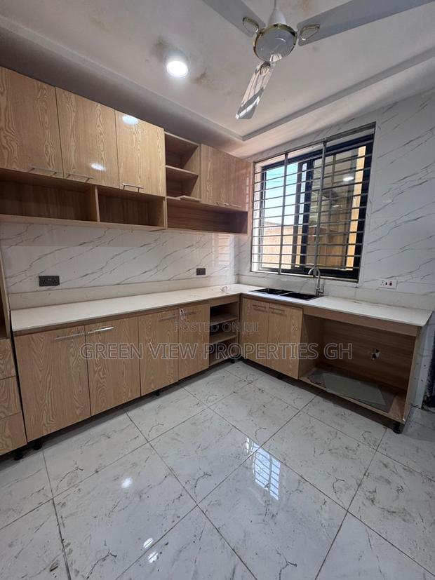 5bdrm Duplex in Tantra Hills for rent photo 13