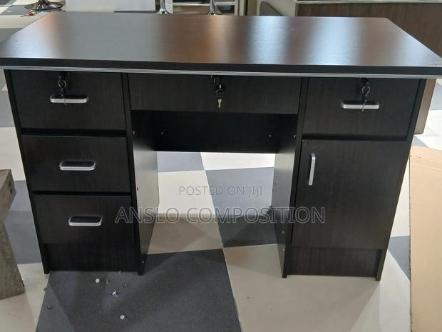 Quality Computer Desk · Photo 2