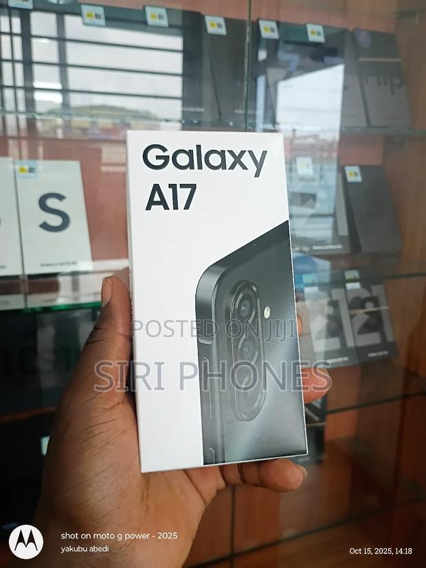 New Samsung Galaxy A17 128 GB Black · Photo 3