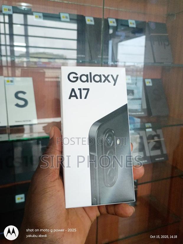 New Samsung Galaxy A17 128 GB Black · Photo 4
