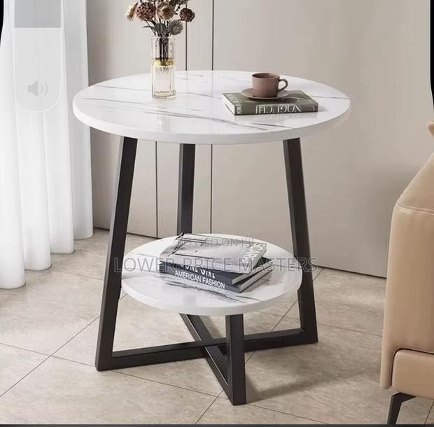 New Modern Side Table · Photo 1