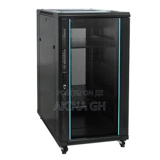 22u Server Rack Cabinet 600x800 · Photo 2