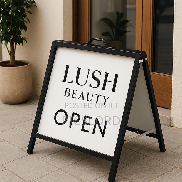 Sign Board · Photo 4