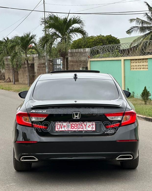 Honda Accord Sport (2.0L 4cyl Turbo 10A) 2019 Black photo 4