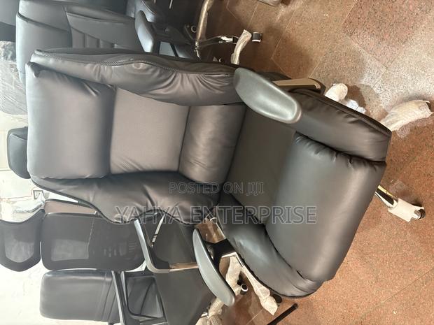 Office Chair · Photo 2