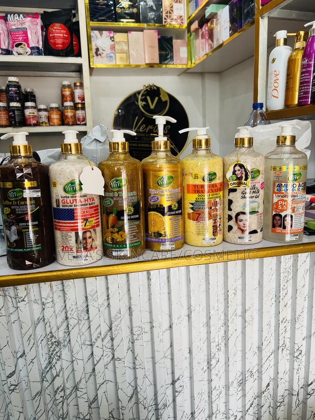 Veetgold Shower Gel · Photo 2