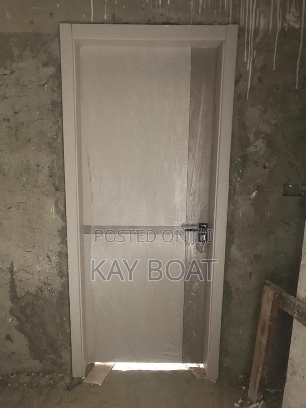 Clean Clean Door · Photo 2