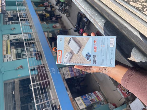 Cmopol Pb 30 Power Bank · Photo 3