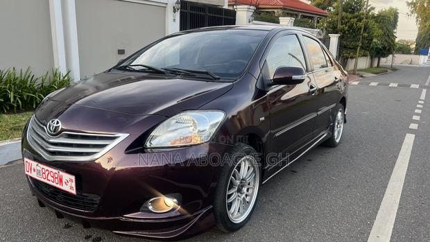 Toyota Belta 2012 Brown