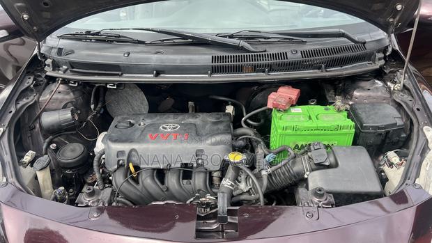 Toyota Belta 2012 Brown