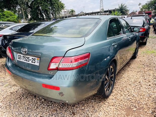 Toyota Camry LE 4dr Sedan (2.5L 4cyl 6AM) 2010 Green