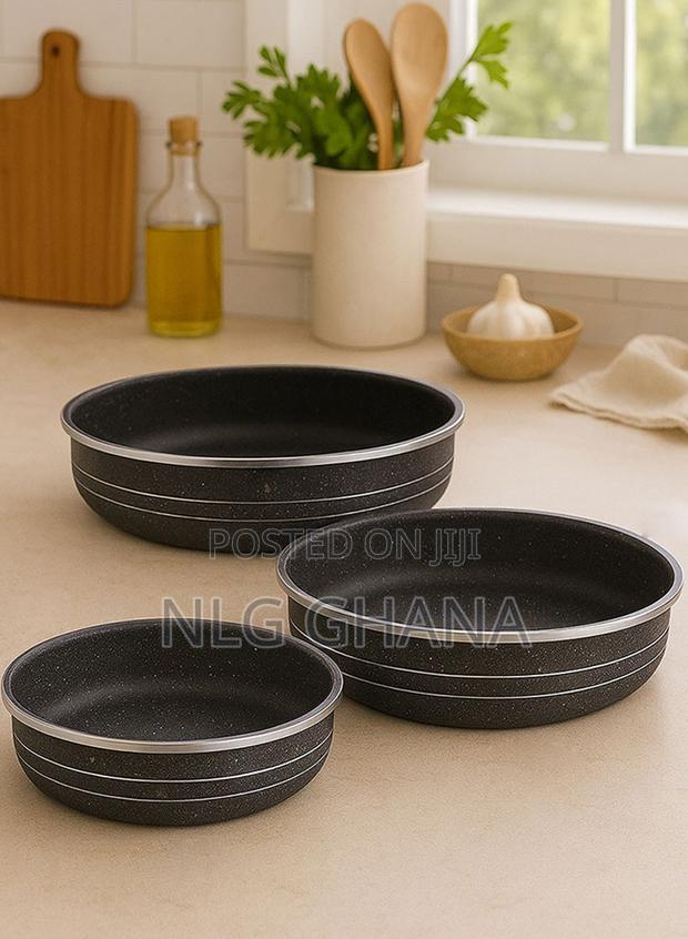 Granite Cake Pan Set, 3-Piece - Non-Stick, Pfoa-Free. Ghx7262 · Photo 1