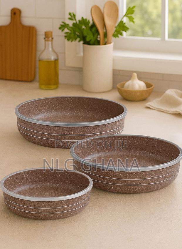 Granite Cake Pan Set, 3-Piece - Non-Stick, Pfoa-Free. Ghx7262 · Photo 2