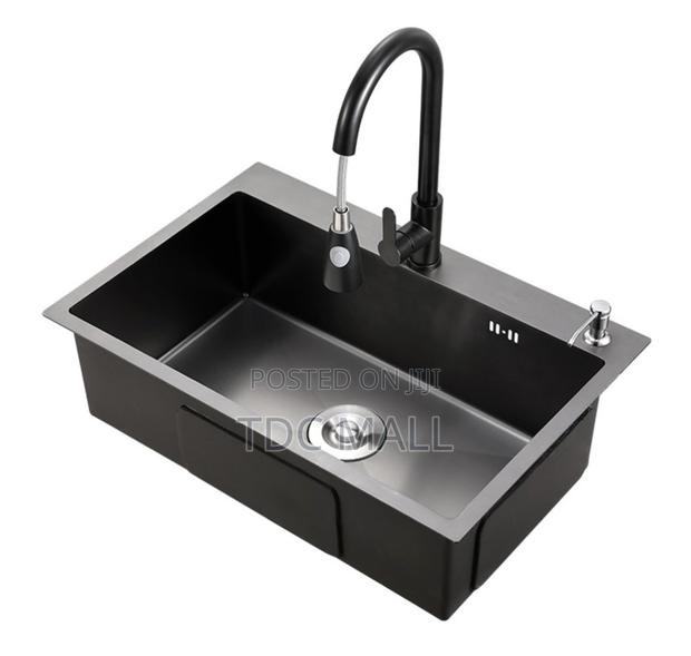 Executive Single Kitchen Sink Stainless Steel With Tap · Photo 2
