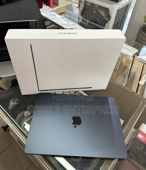 Laptop Apple MacBook Air 2025 M4 15-Inch 16GB Apple M4 SSD 256GB photo 2