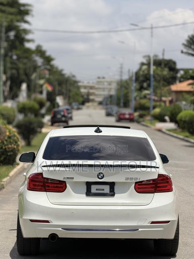BMW 320i 2014 White