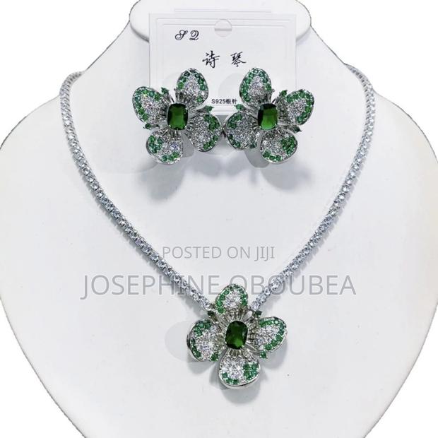 Ladies Set of Necklace photo 2