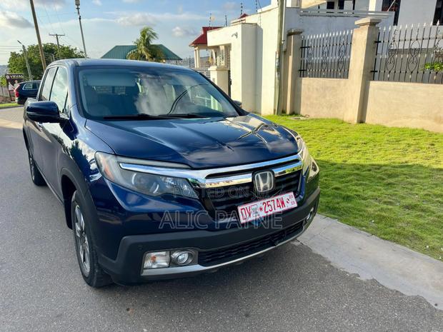 Honda Ridgeline Black Edition AWD Crew Cab 125.2 in. WB 2017 Blue