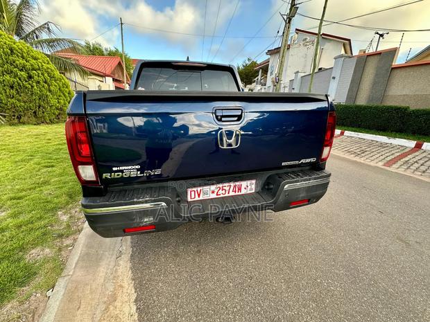 Honda Ridgeline Black Edition AWD Crew Cab 125.2 in. WB 2017 Blue
