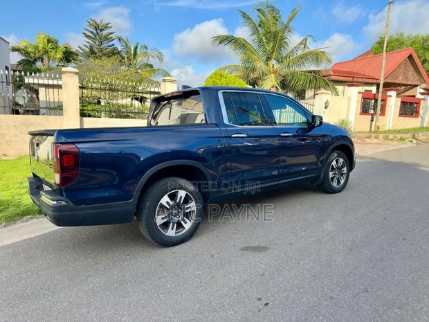 Honda Ridgeline Black Edition AWD Crew Cab 125.2 in. WB 2017 Blue