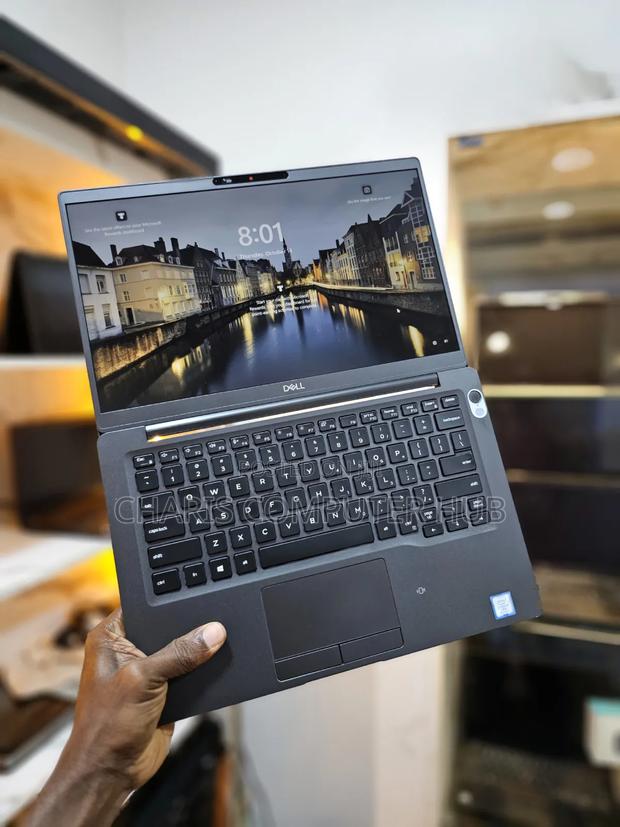Laptop Dell Latitude 7400 16GB Intel Core i7 SSD 256GB photo 2