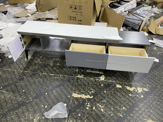 Tv Stand With Top -825- 1501 · Photo 4