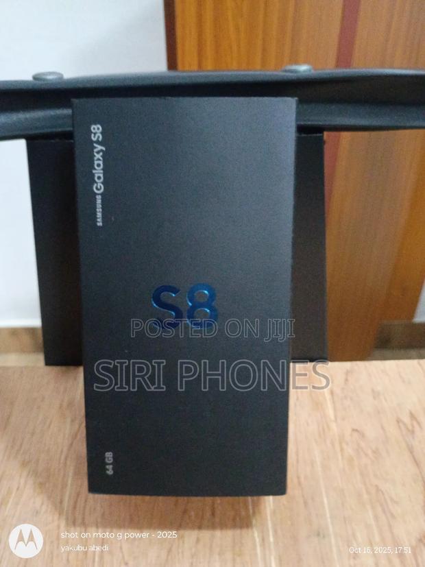 New Samsung Galaxy S8 64 GB Black · Photo 4