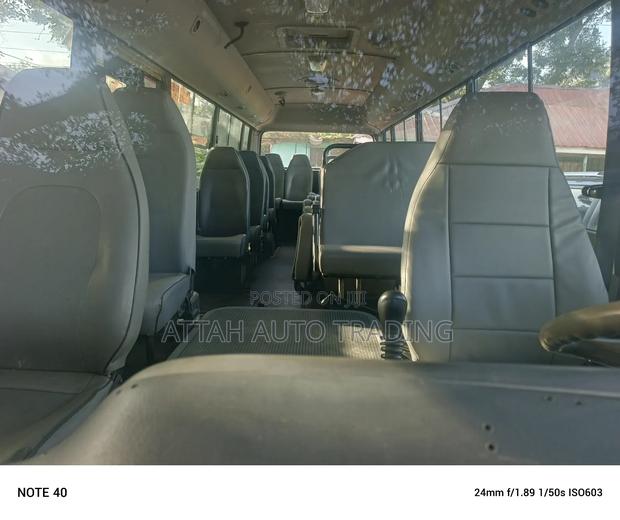 Hyundai County 2012 Brown photo 8