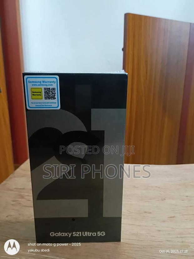 New Samsung Galaxy S21 Ultra 5G 128 GB Silver · Photo 3