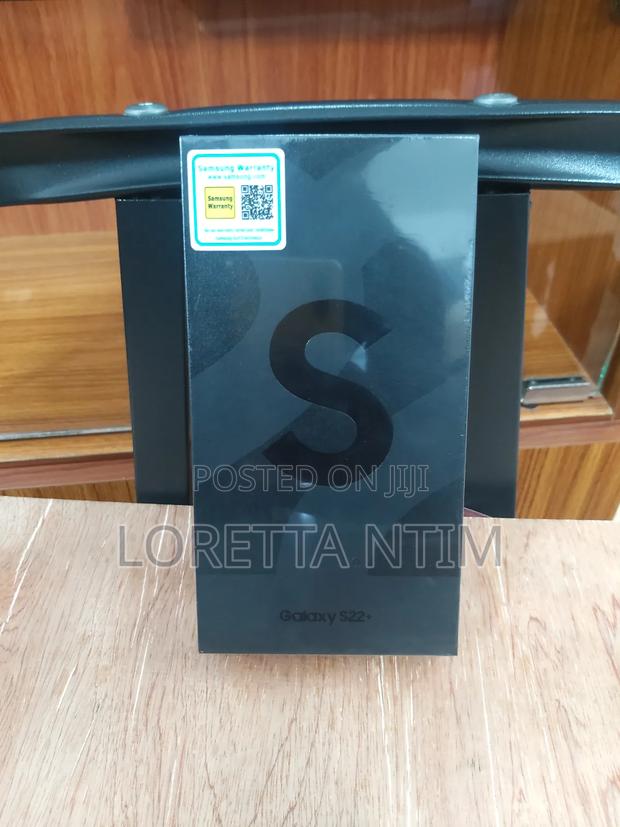 New Samsung Galaxy S22+ 5G 256 GB Black photo 2