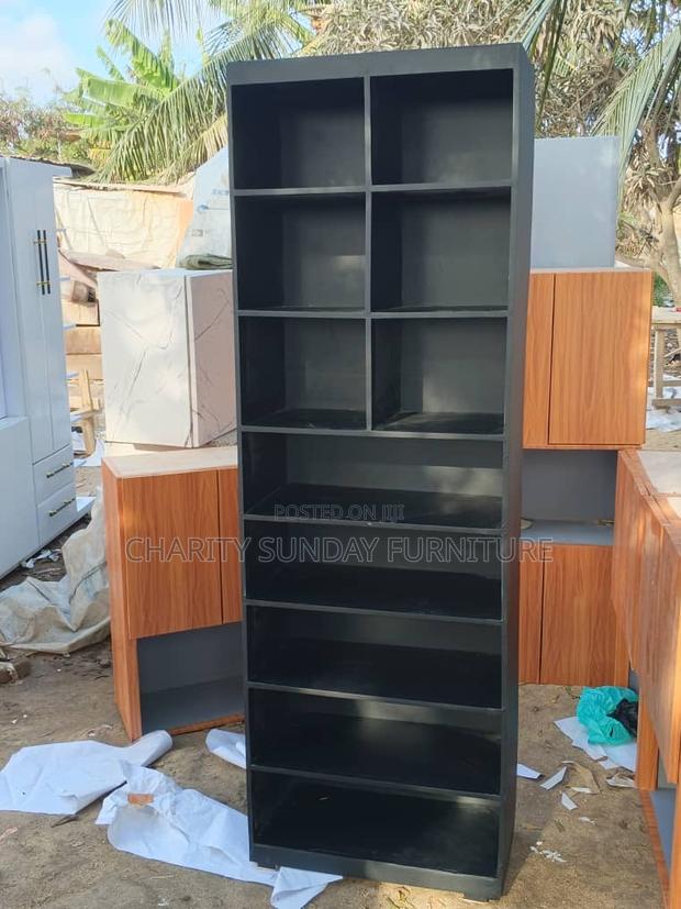Single Shoerack · Photo 2
