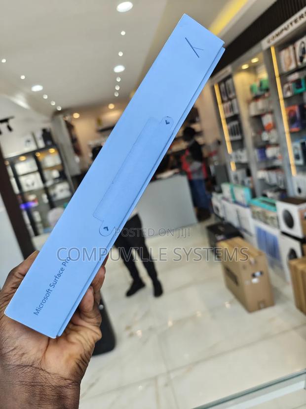 New Microsoft Surface Pro 16GB Qualcomm Snapdragon X Elite SSD 1T · Photo 2