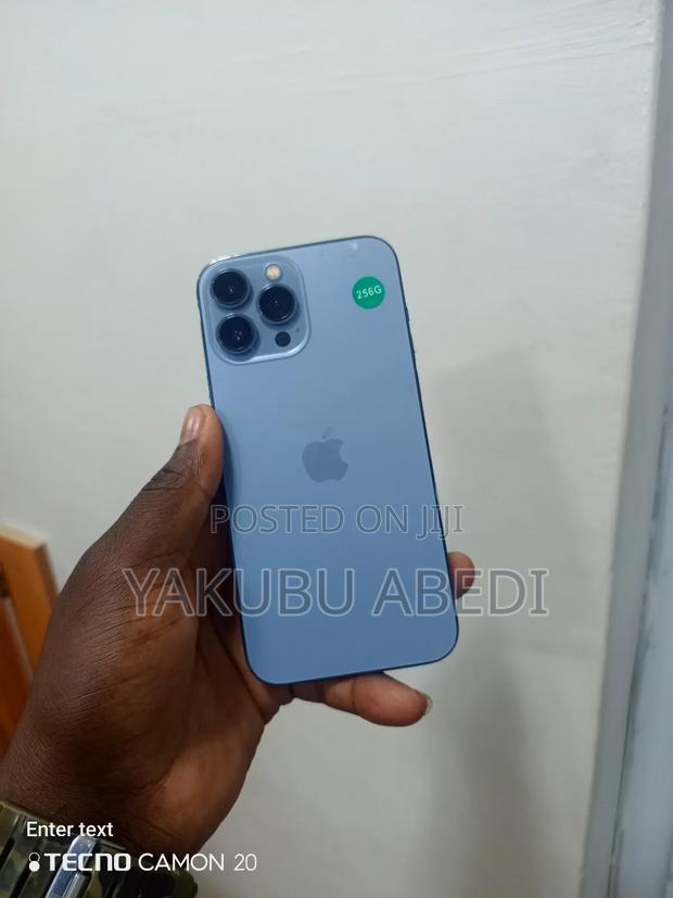 Apple iPhone 13 Pro Max 256 GB Blue · Photo 4