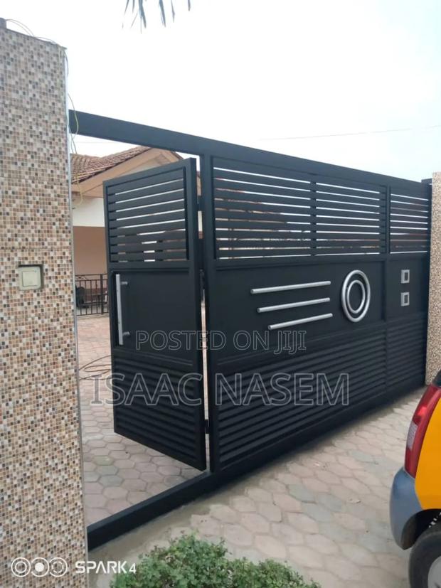 New Design Metal Gate · Photo 2