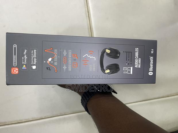 JBL Tour One 966 Smart Tx Wireless Headset photo 2