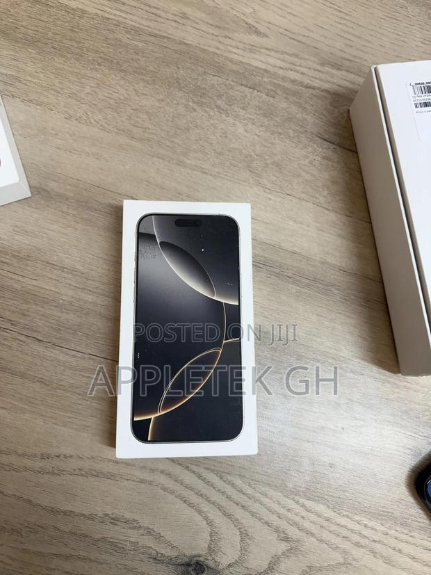 New Apple iPhone 16 Pro 1 TB Silver